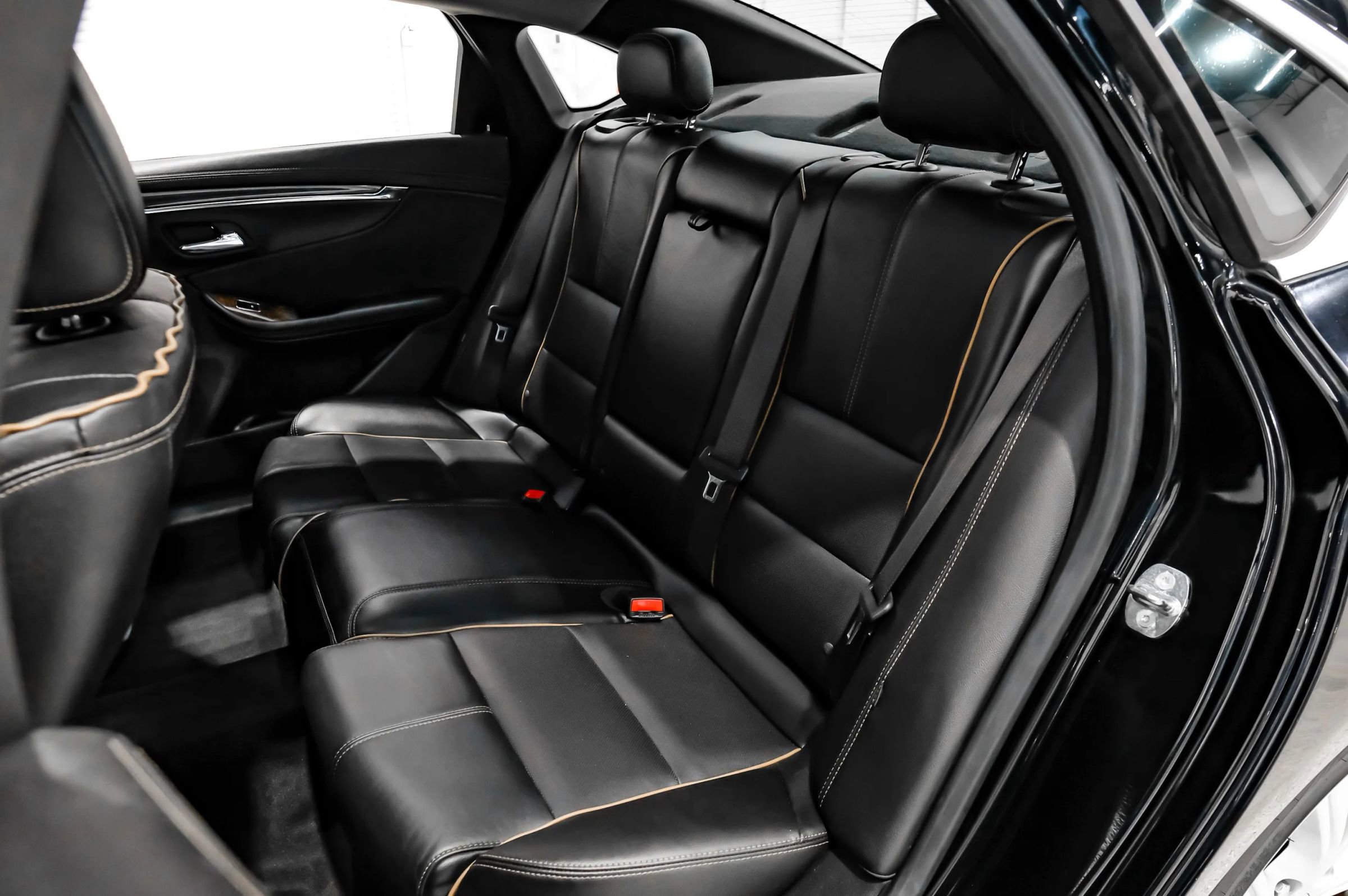 Used 2015 Chevrolet Impala LTZ image 43