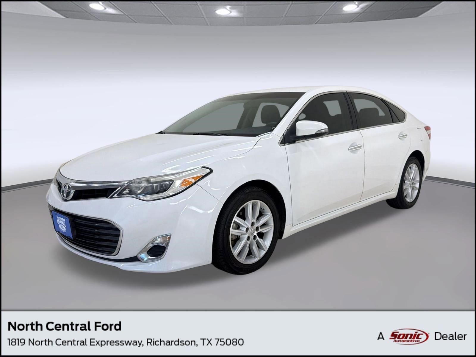 Used 2015 Toyota Avalon XLE image 1