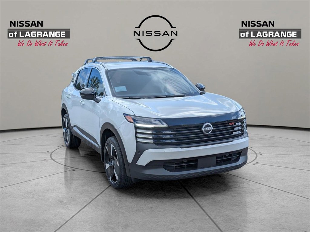 New 2026 Nissan Kicks SR image 3