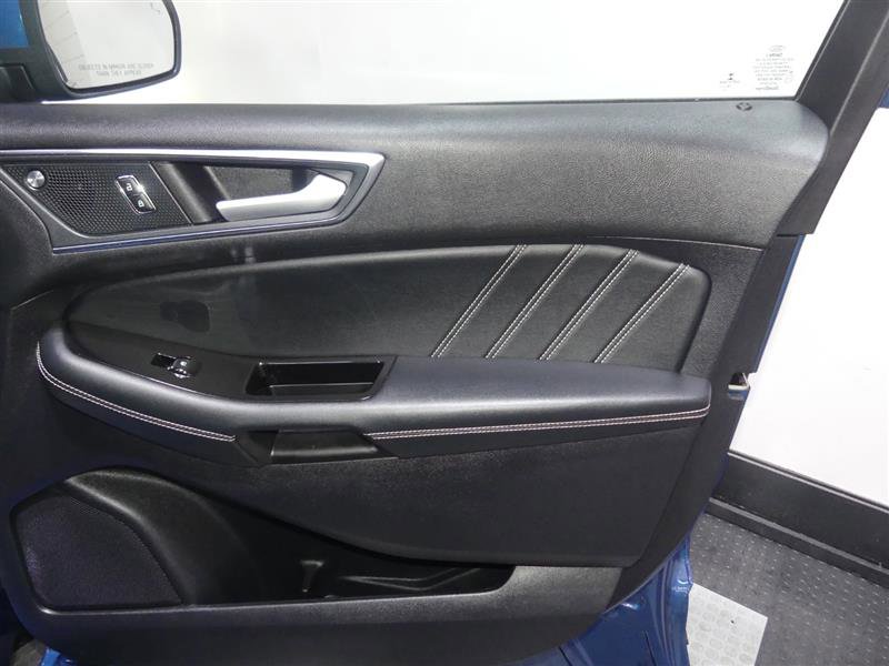 Used 2020 Ford Edge ST AWD/4WD image 19
