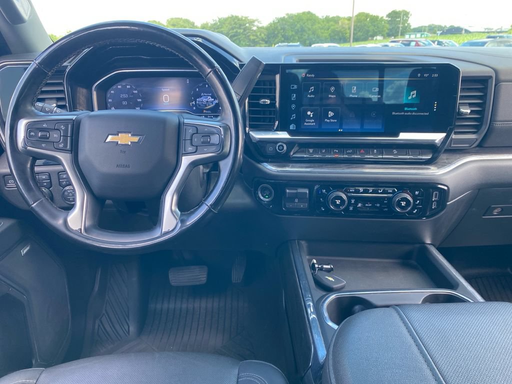 Used 2024 Chevrolet Silverado 2500 LTZ w/ LTZ Convenience Package AWD/4WD image 17