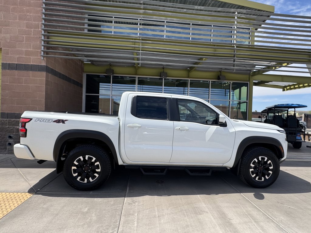Used 2024 Nissan Frontier PRO-4X w/ Off-Road Protection Package image 9