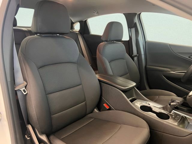 Used 2024 Chevrolet Malibu LT image 15