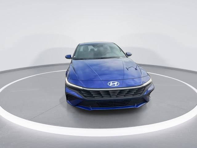 New 2026 Hyundai Elantra Hybrid FWD image 3