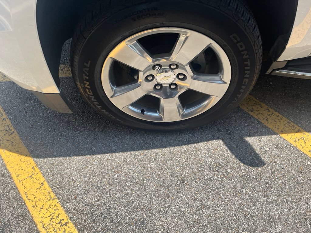 Used 2019 Chevrolet Tahoe Premier RWD image 7