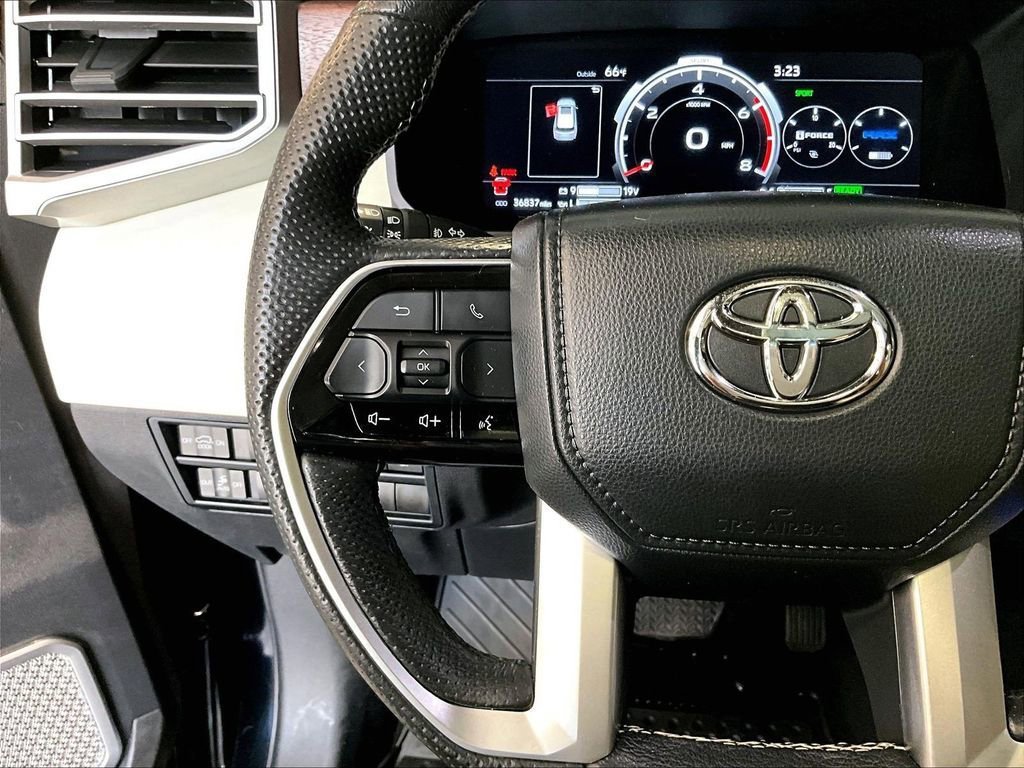Used 2024 Toyota Sequoia Capstone AWD/4WD image 24