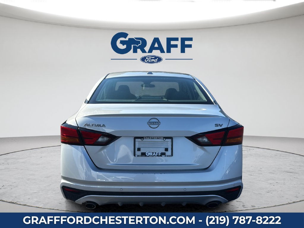 Used 2024 Nissan Altima 2.5 SV w/ SV Premium Package FWD image 6
