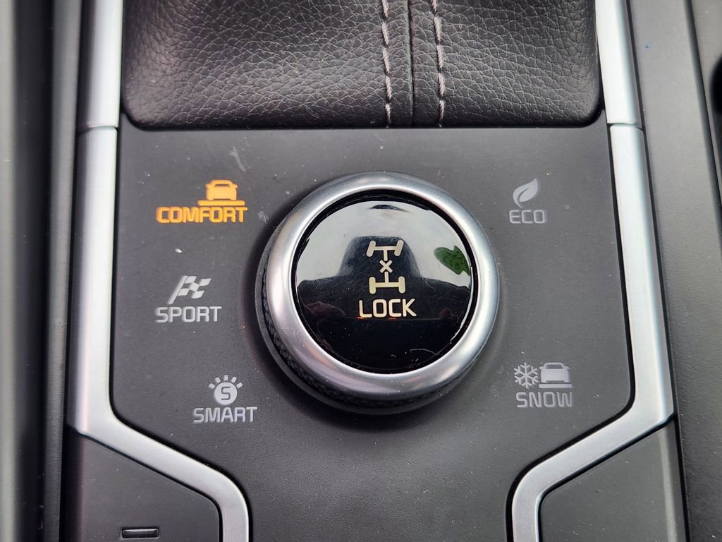 Used 2022 Kia Sorento LX image 27
