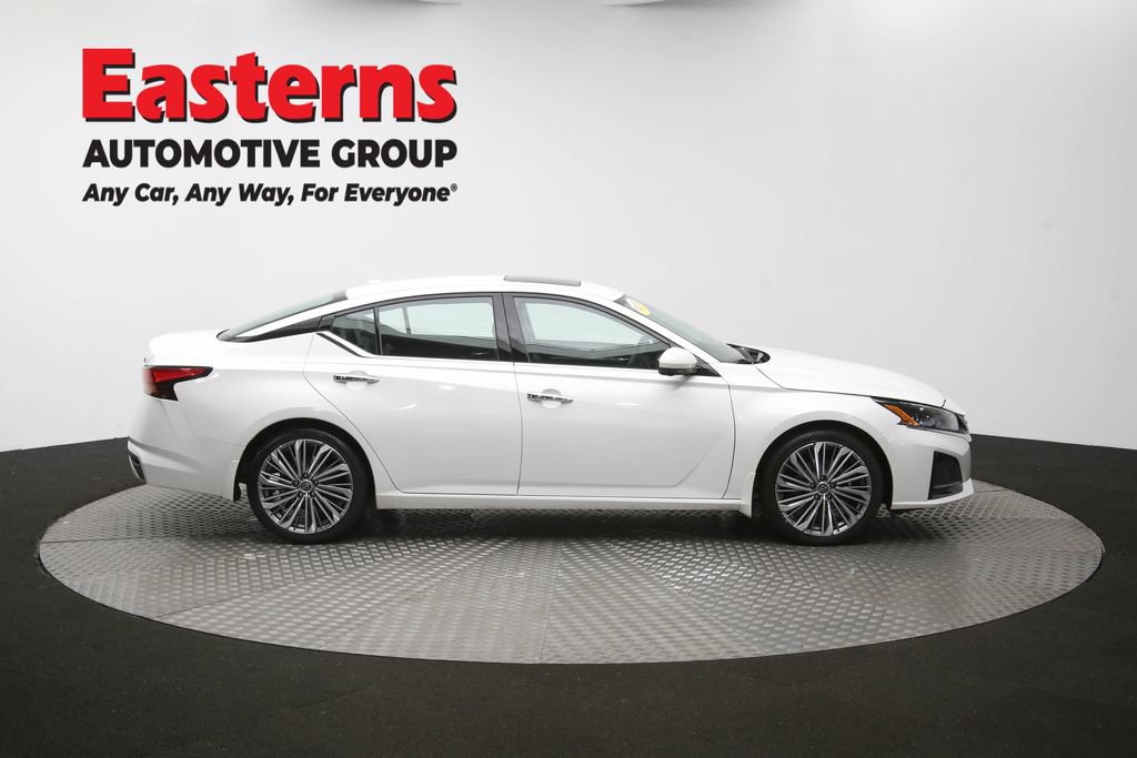 Used 2023 Nissan Altima 2.5 SL FWD image 47