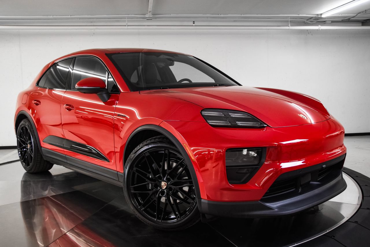 New 2026 Porsche Macan Electric RWD image 9
