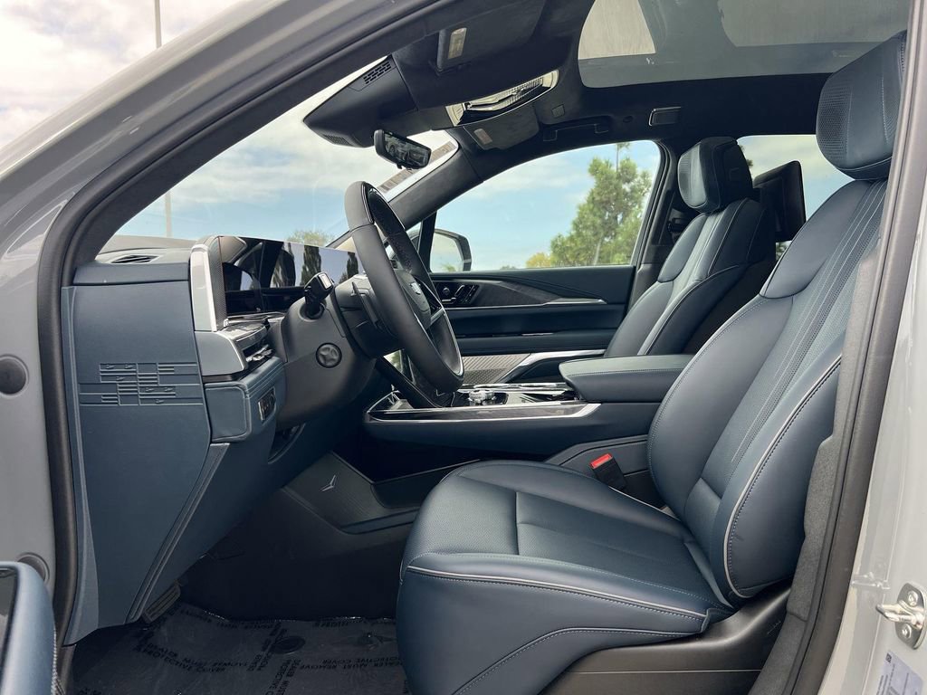 New 2026 Cadillac Escalade IQ Luxury 2 image 24