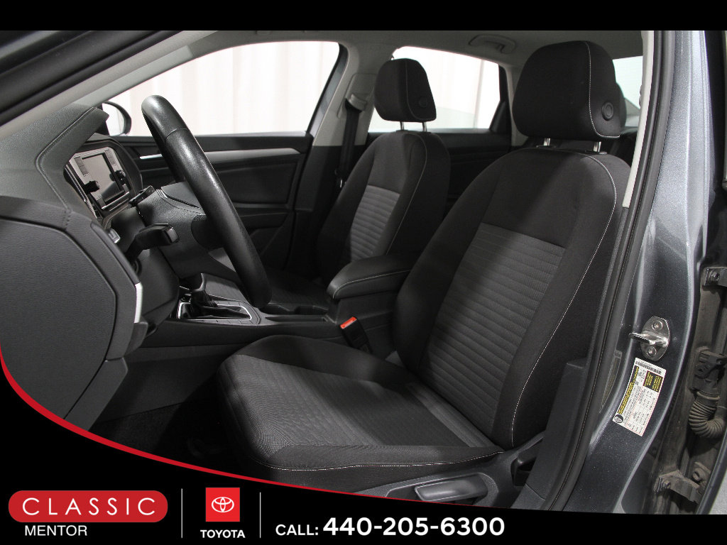 Used 2024 Volkswagen Jetta S image 5