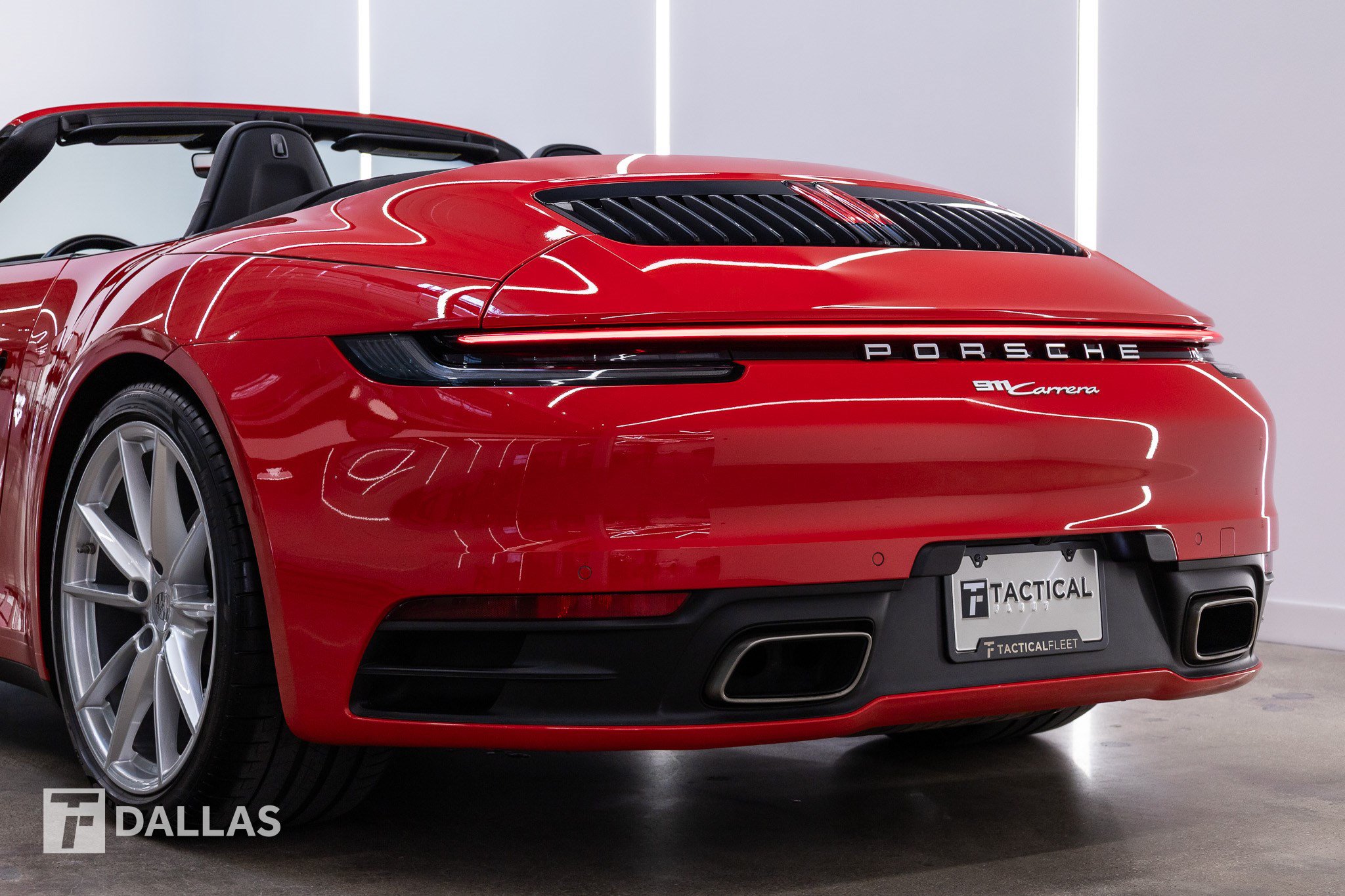 Used 2022 Porsche 911 Carrera RWD image 7