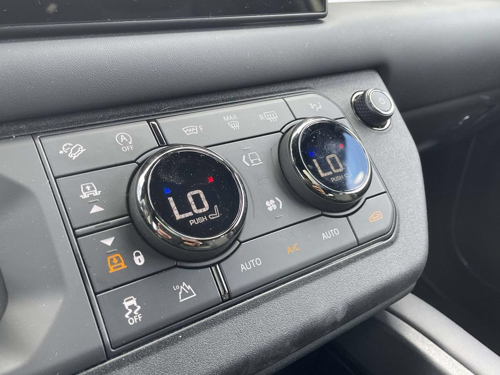 Certified 2025 Land Rover Defender 110 AWD/4WD image 28