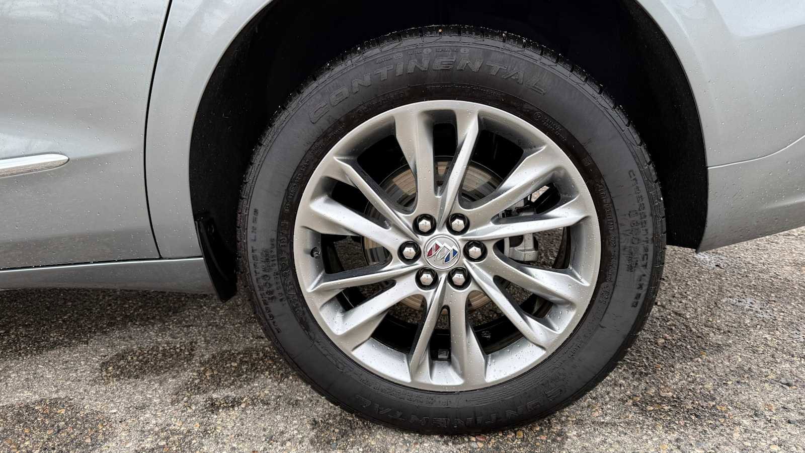 Used 2024 Buick Enclave Avenir w/ Avenir Technology Package AWD/4WD image 33