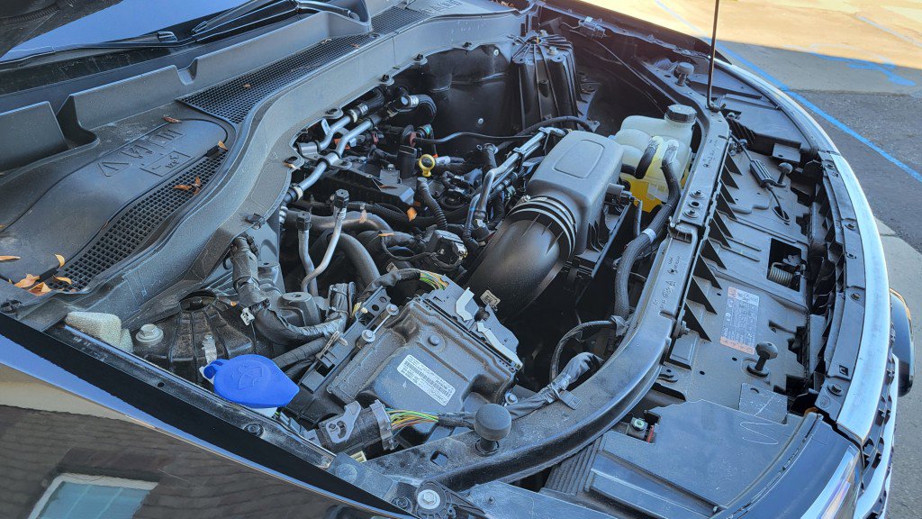 Used 2022 Ford Explorer XLT image 38