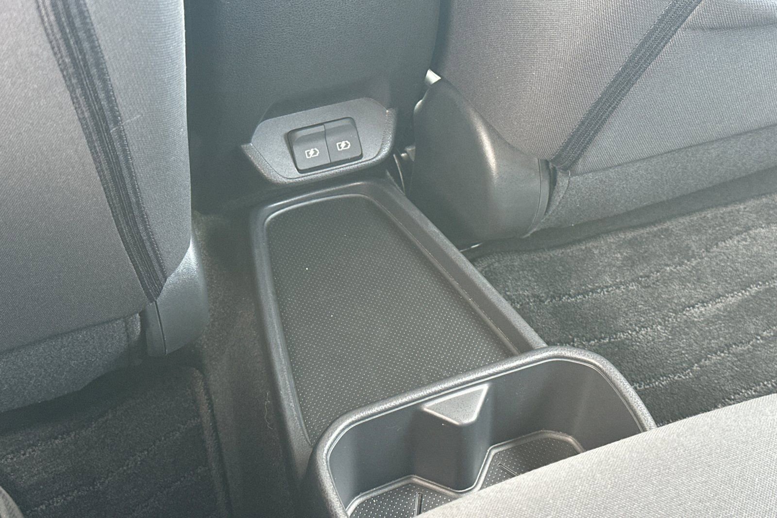 Certified 2024 Nissan Leaf S image 14