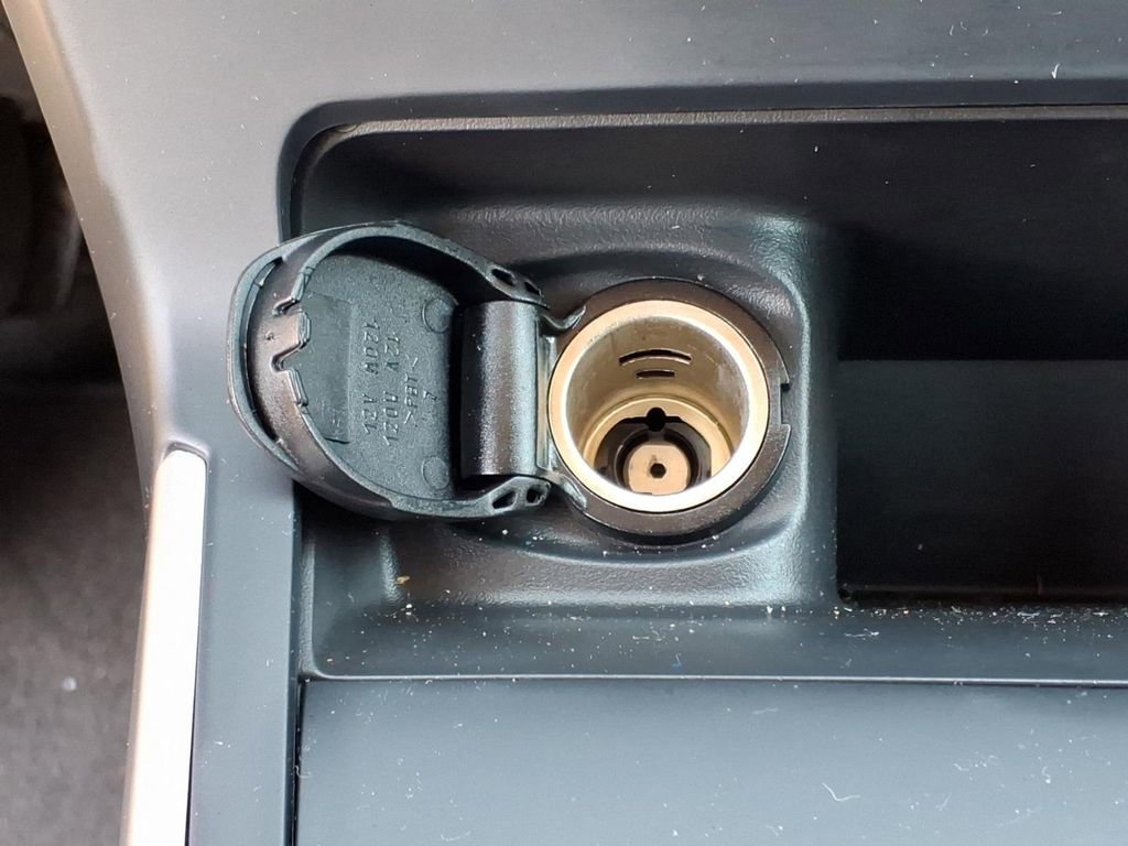 Used 2019 Nissan Sentra SV FWD image 12