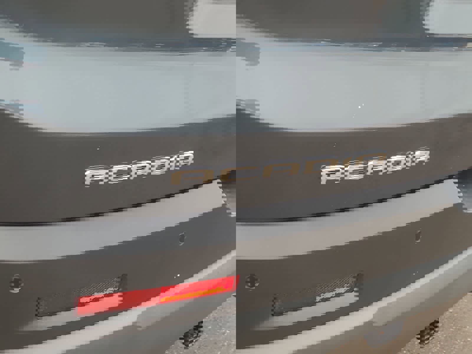 Used 2020 GMC Acadia AT4 image 15