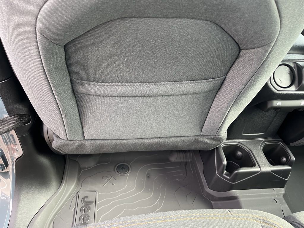 New 2026 Jeep Gladiator Sport image 21