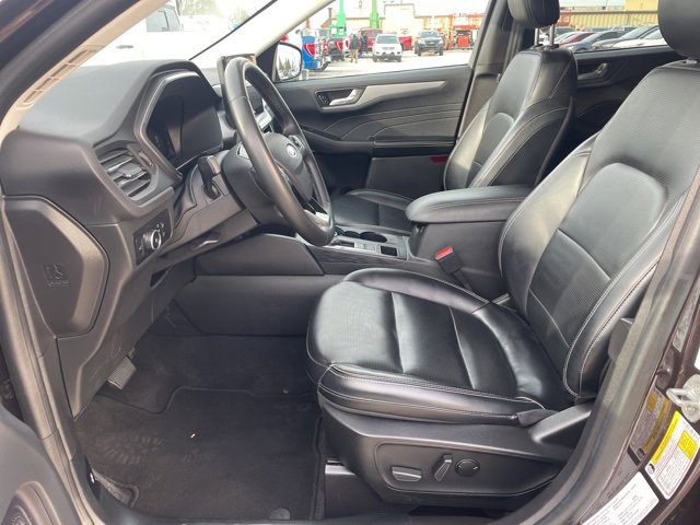 Used 2023 Ford Escape Platinum image 8
