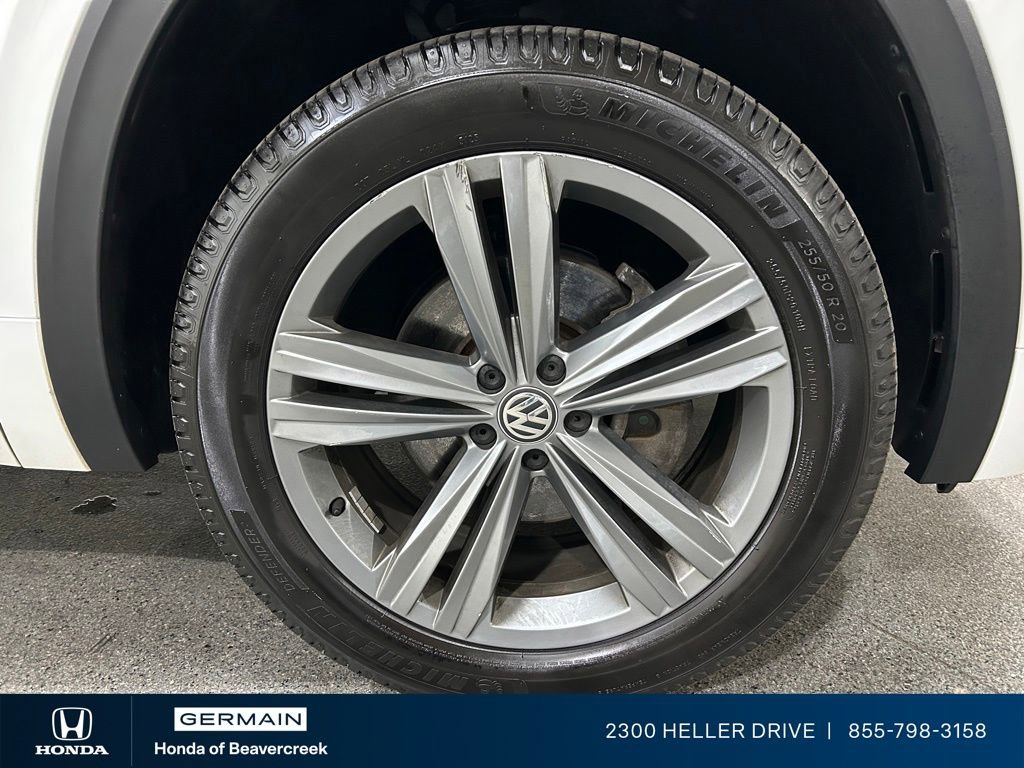 Used 2019 Volkswagen Atlas SEL R-Line AWD/4WD image 12