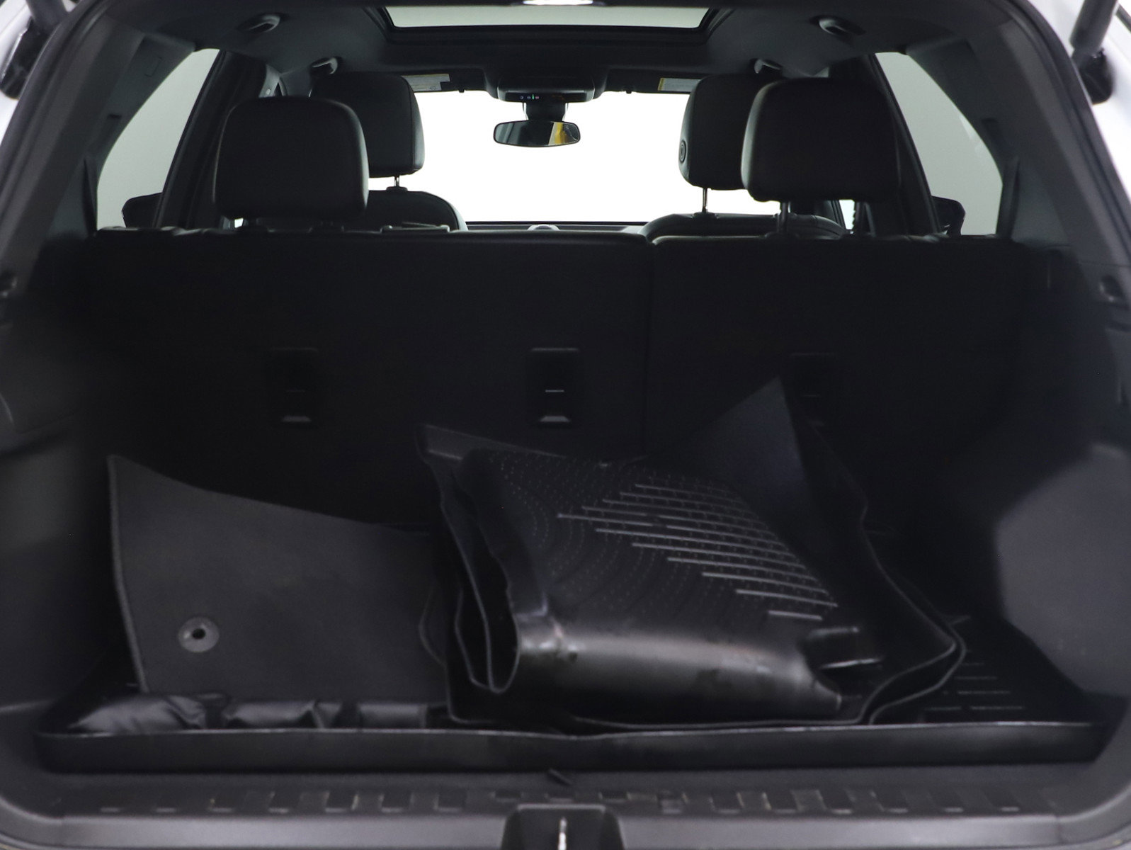 Used 2024 Chevrolet Equinox RS w/ RS Leather Package image 16