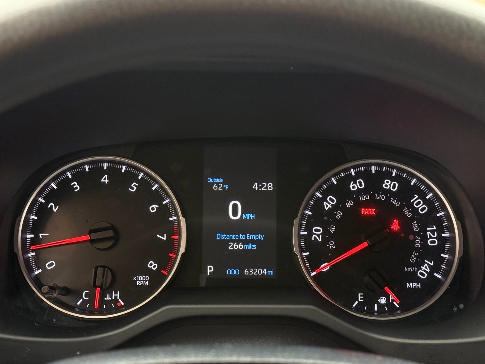 Used 2021 Toyota RAV4 LE image 27