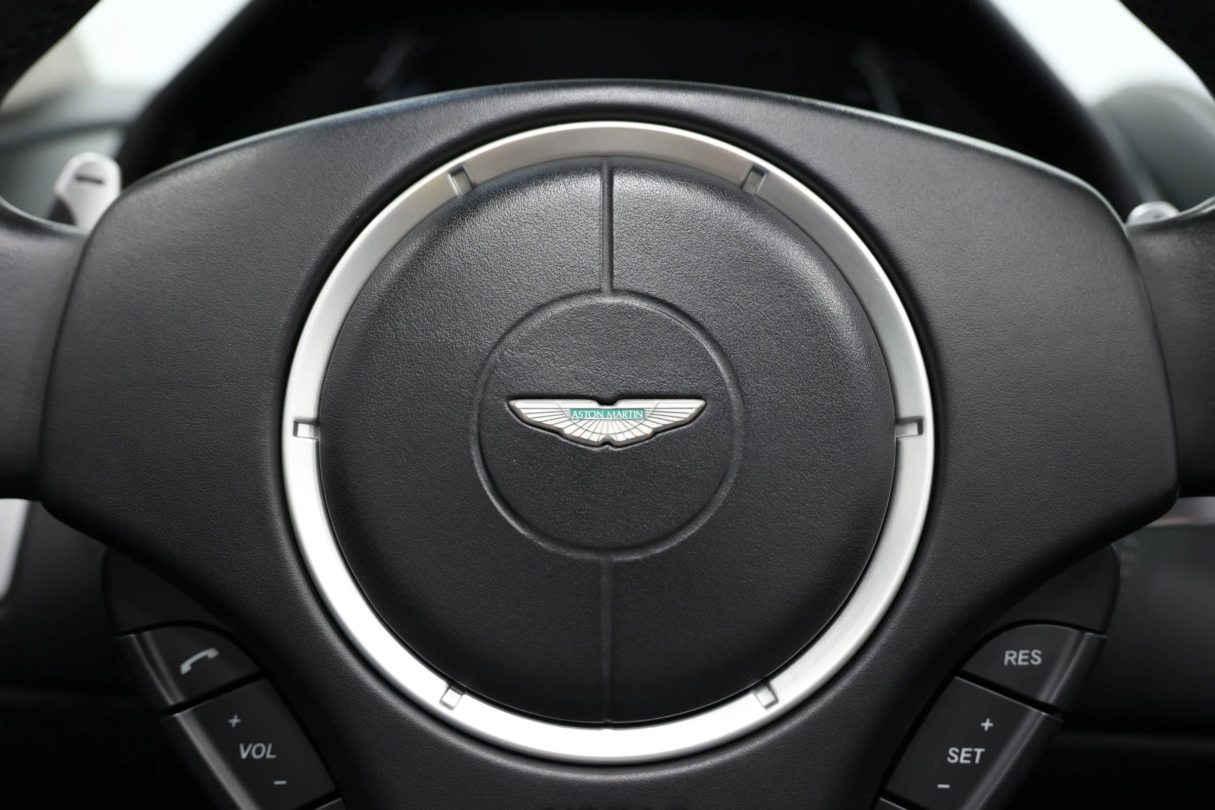 Used 2012 Aston Martin Virage Volante image 29