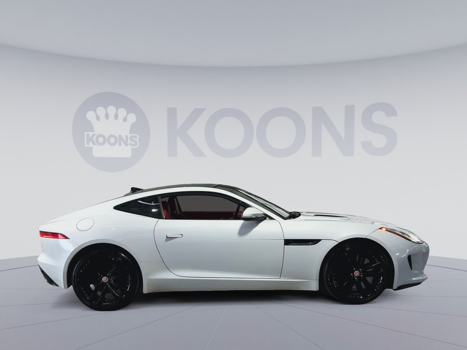 Used 2016 Jaguar F-TYPE S RWD image 2