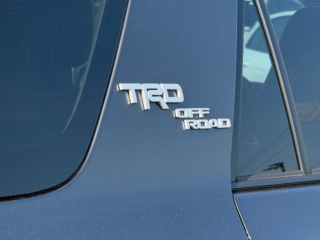 Used 2020 Toyota 4Runner TRD Off-Road Premium w/ Moonroof Package AWD/4WD image 13