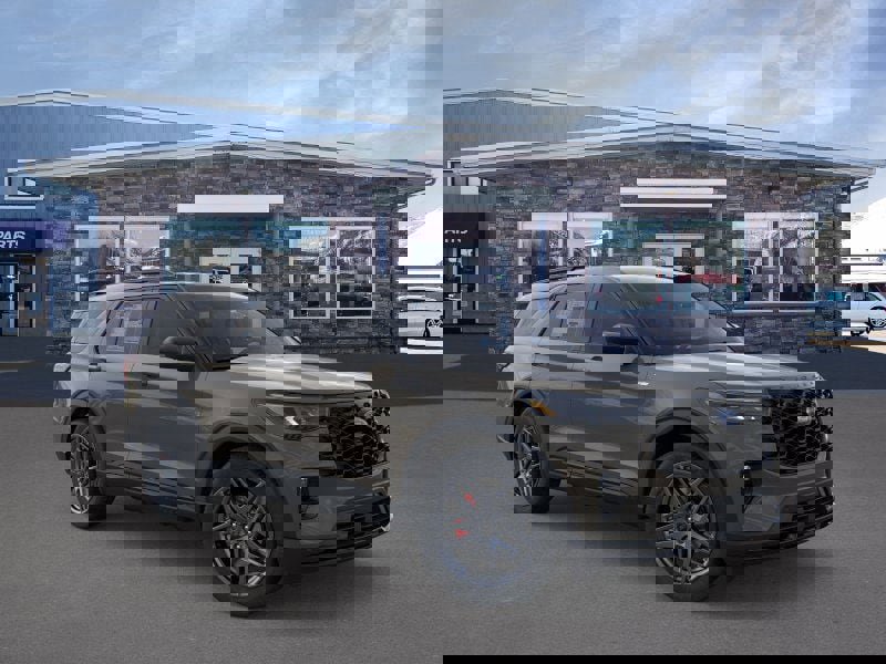 New 2026 Ford Explorer ST-Line w/ ST-Line Street Pack image 7