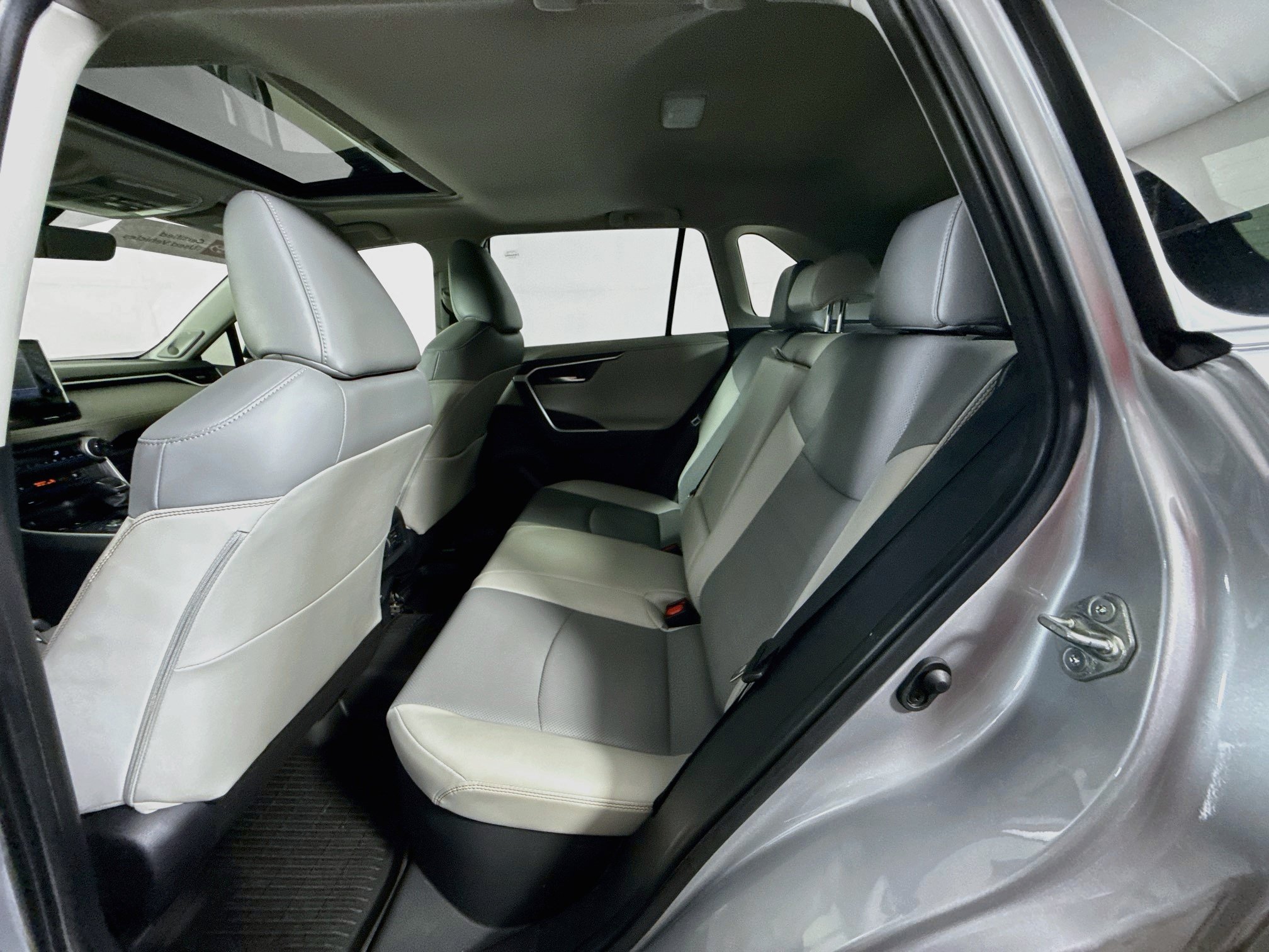 Certified 2022 Toyota RAV4 Limited AWD/4WD image 25