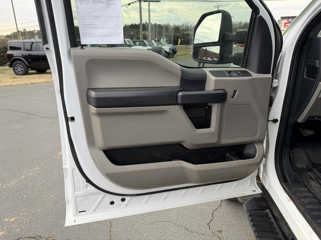 Used 2022 Ford F450 XL w/ Power Equipment Group image 12