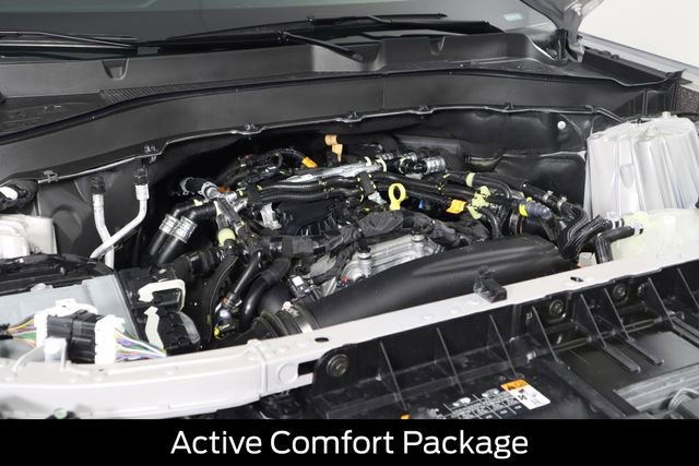 Certified 2025 Ford Explorer Active w/ Active Comfort Package AWD/4WD image 17
