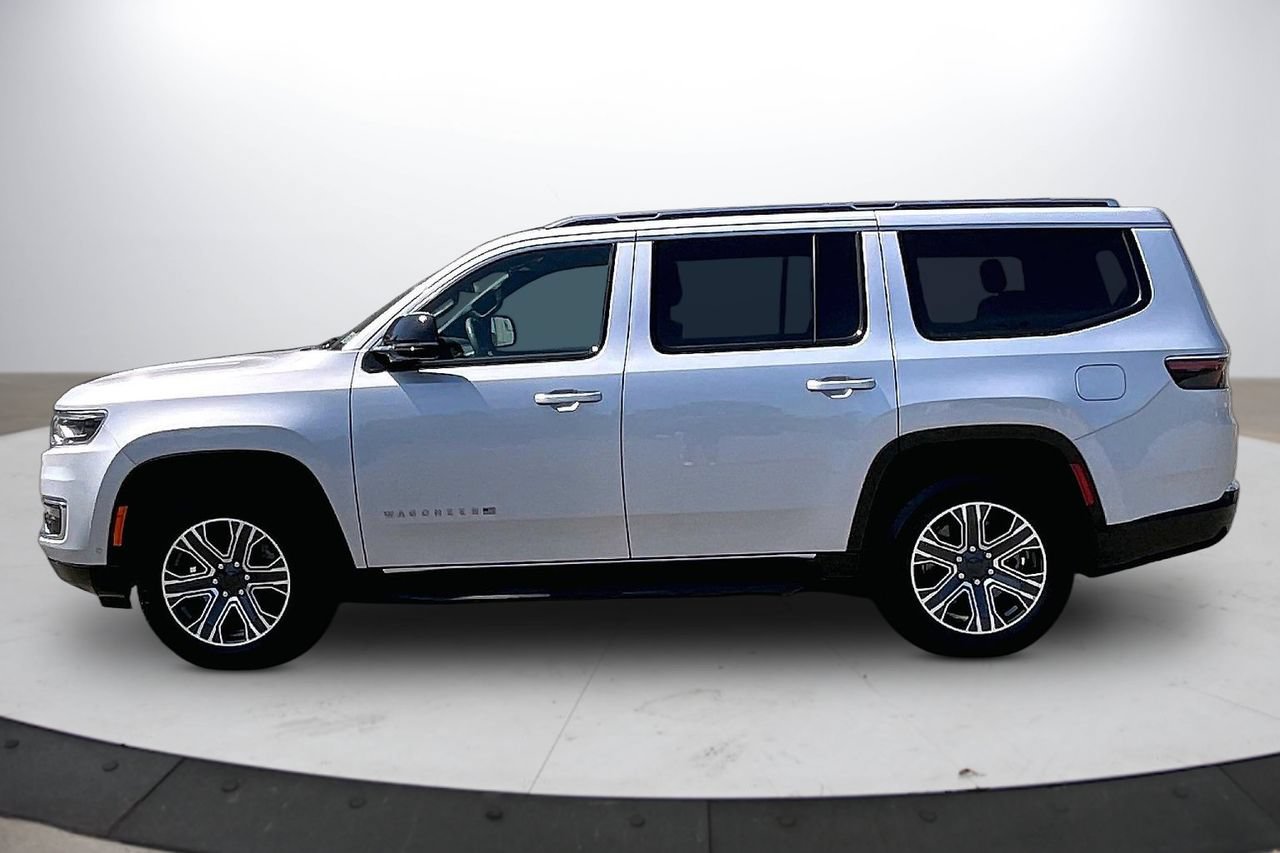 Used 2024 Jeep Wagoneer Series II AWD/4WD image 5
