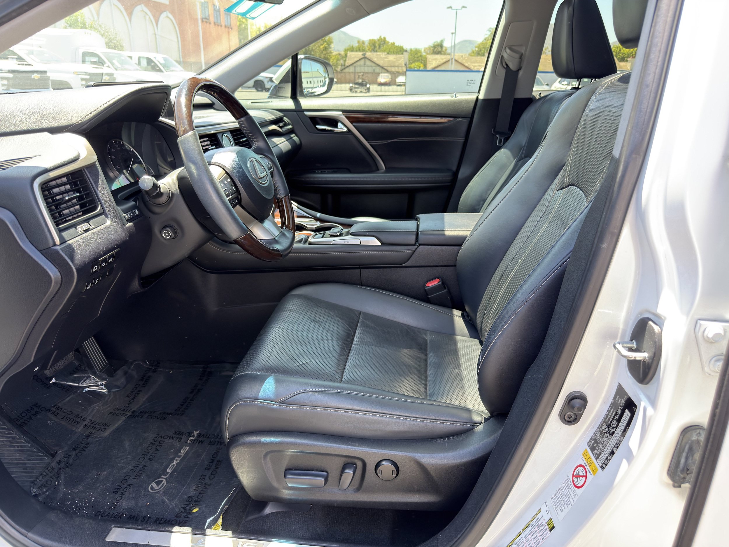 Used 2017 Lexus RX 350 FWD w/ Premium Package image 23