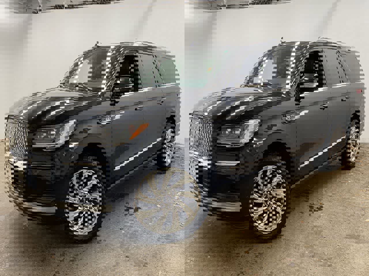 Used 2024 Lincoln Navigator L Premiere