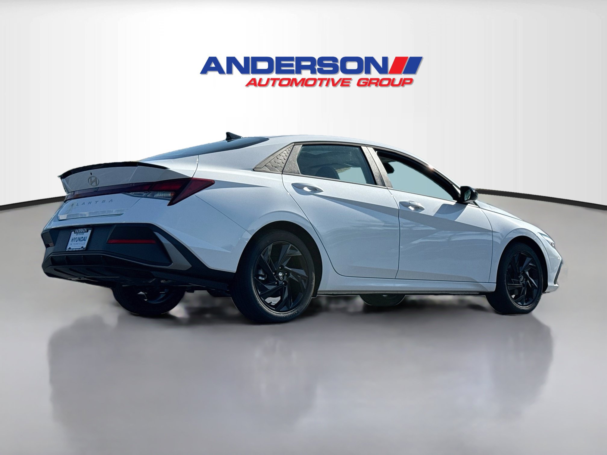 New 2026 Hyundai Elantra SEL Sport FWD image 2