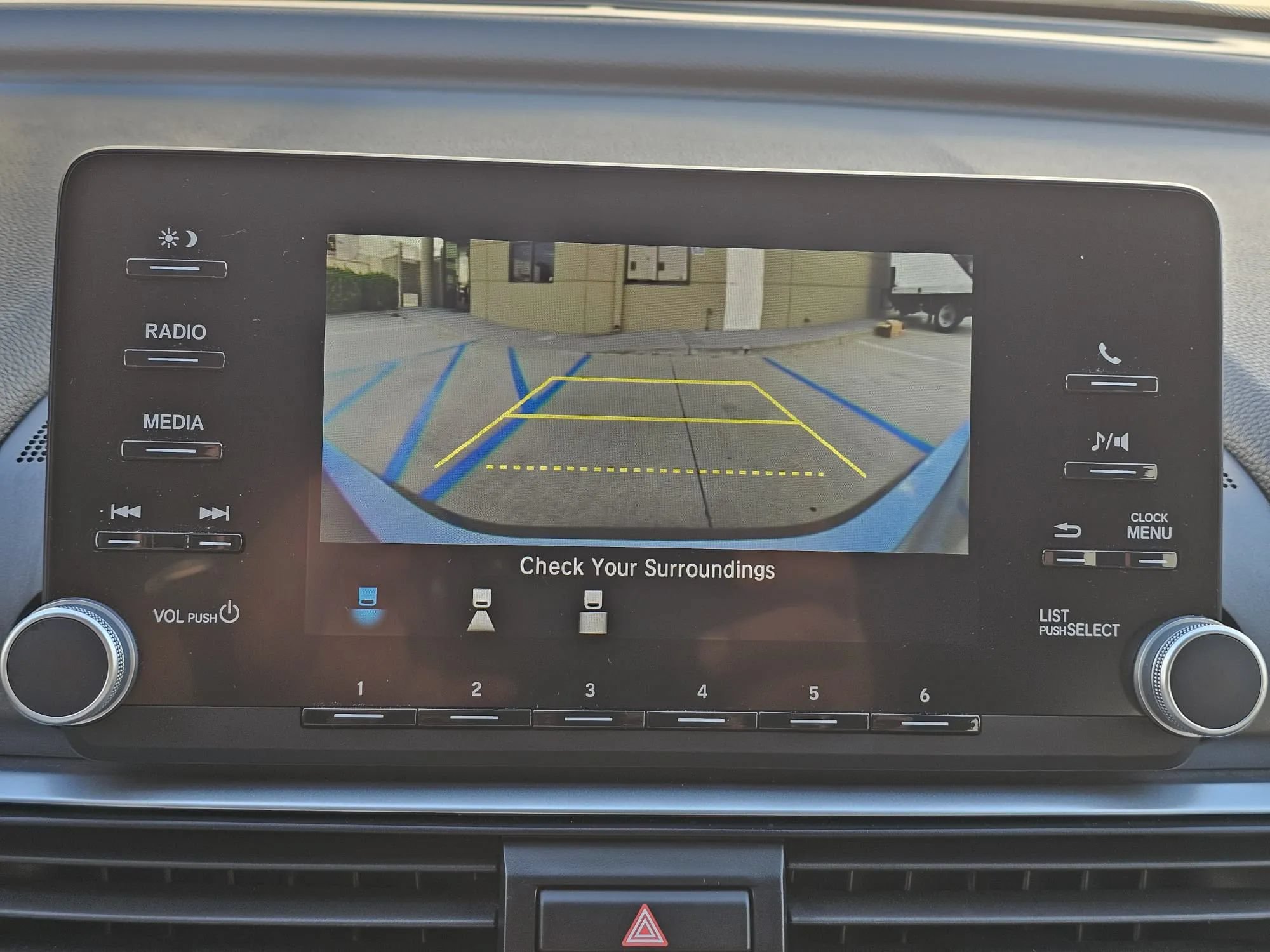 Used 2019 Honda Accord LX image 30