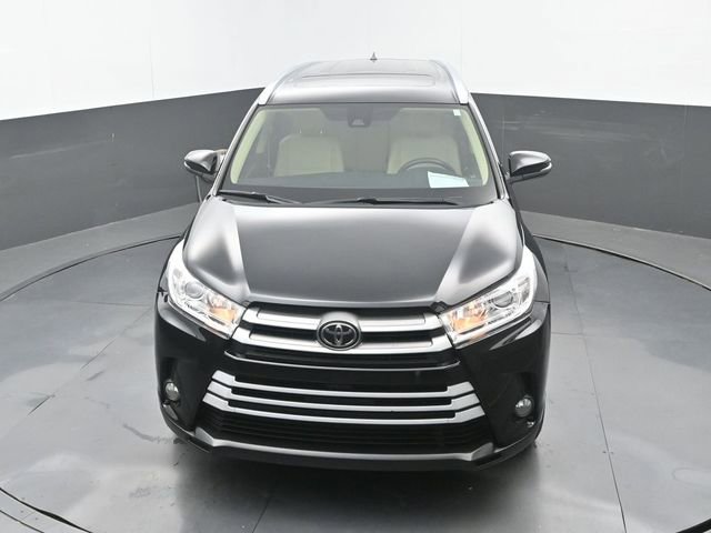 Used 2017 Toyota Highlander XLE FWD image 32