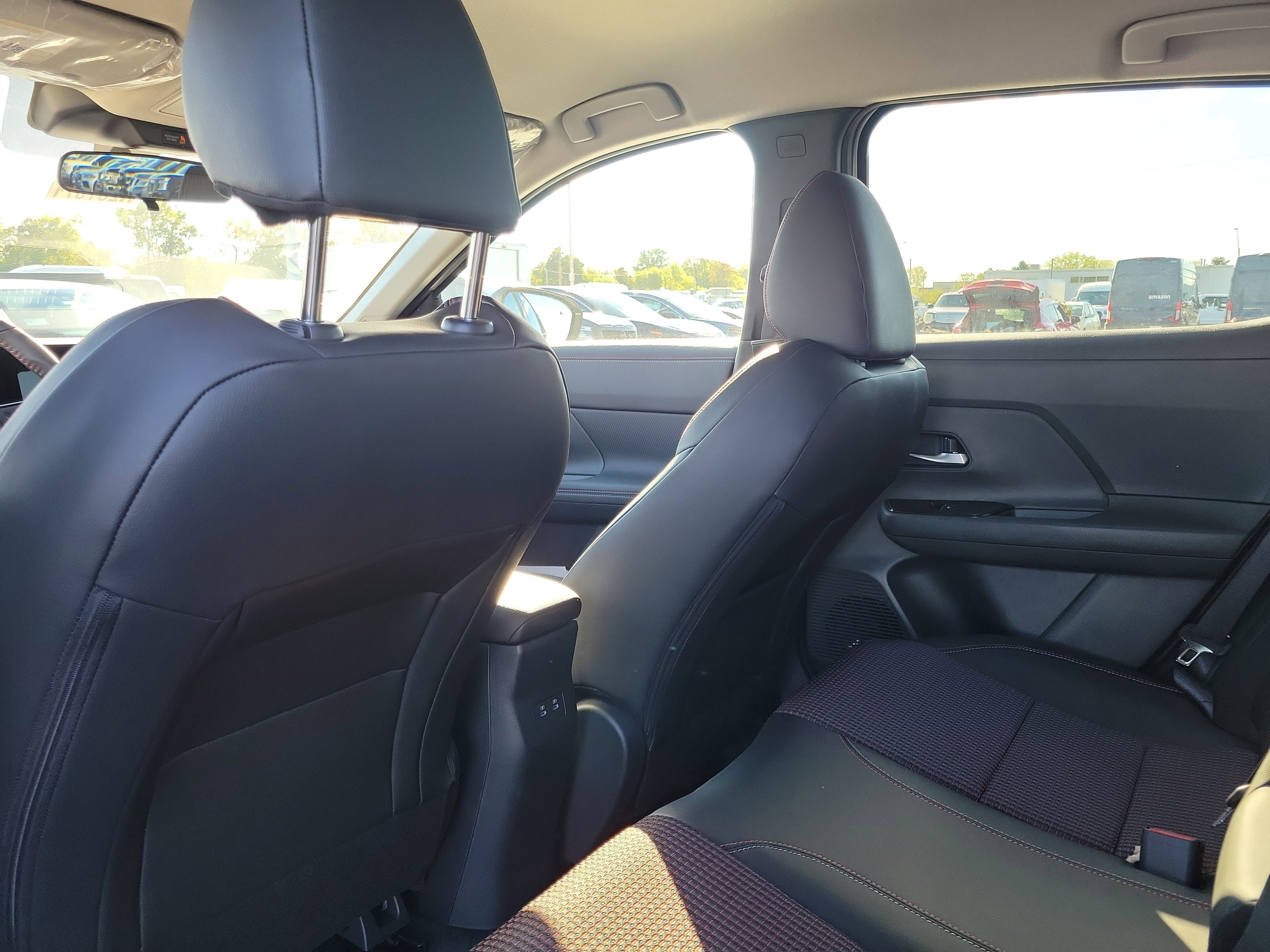 New 2026 Nissan Kicks SR w/ Cold Weather Package AWD/4WD image 14