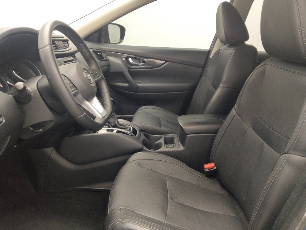 Used 2018 Nissan Rogue SL FWD image 17