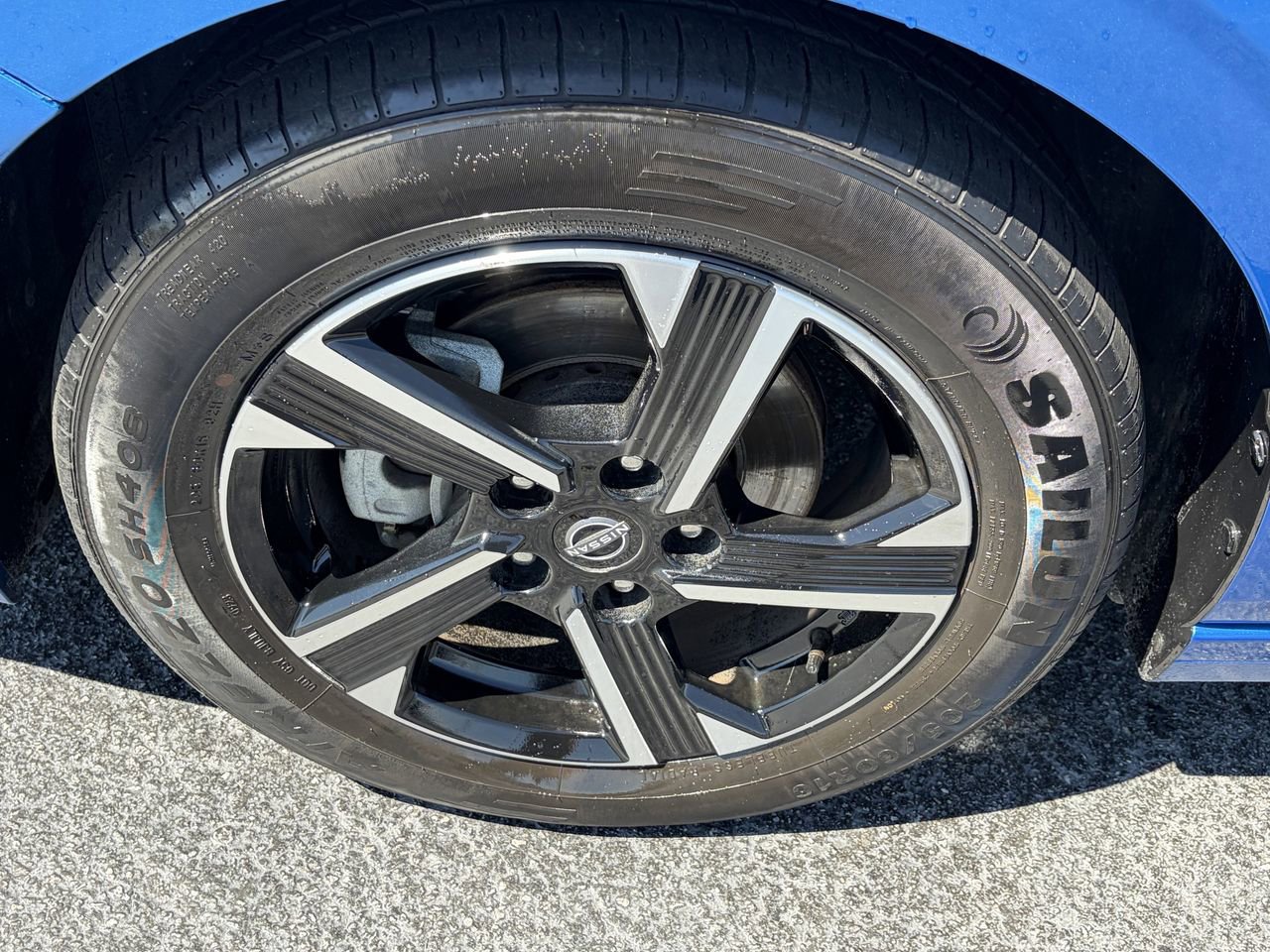 Used 2024 Nissan Sentra SV FWD image 7