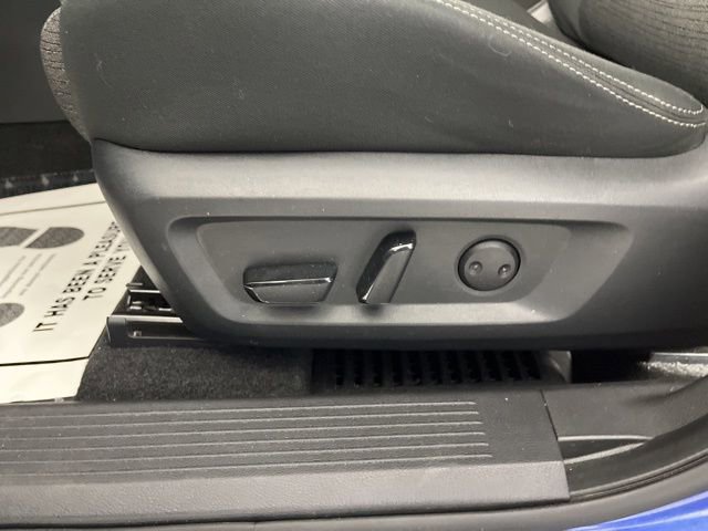 Used 2022 Nissan Rogue SV image 32