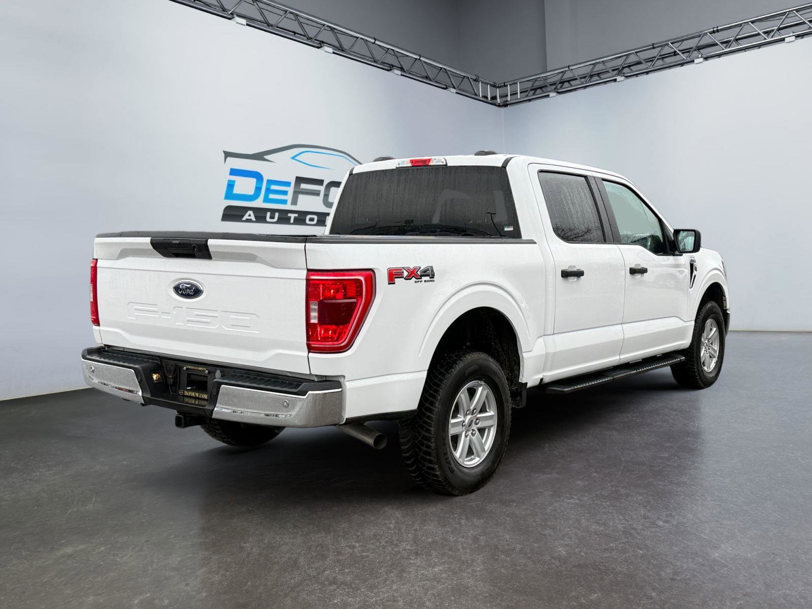 Used 2023 Ford F150 XLT w/ Trailer Tow Package image 3