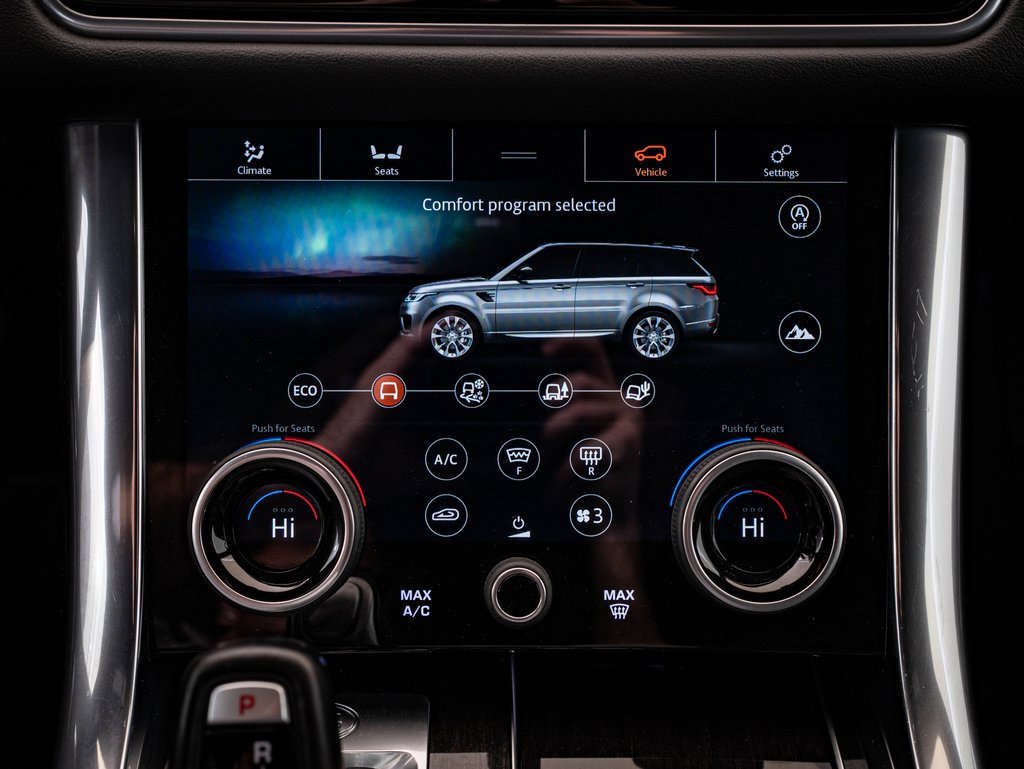 Used 2020 Land Rover Range Rover Sport HSE image 36