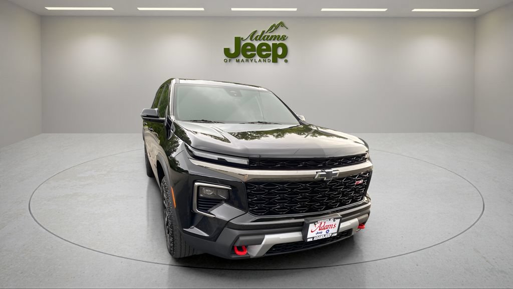 Used 2025 Chevrolet Traverse Z71 AWD/4WD image 14