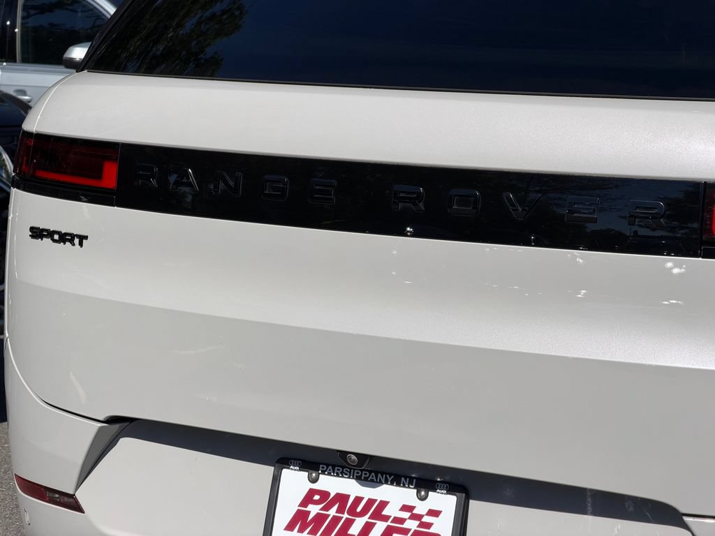 Used 2024 Land Rover Range Rover Sport Dynamic SE AWD/4WD image 27