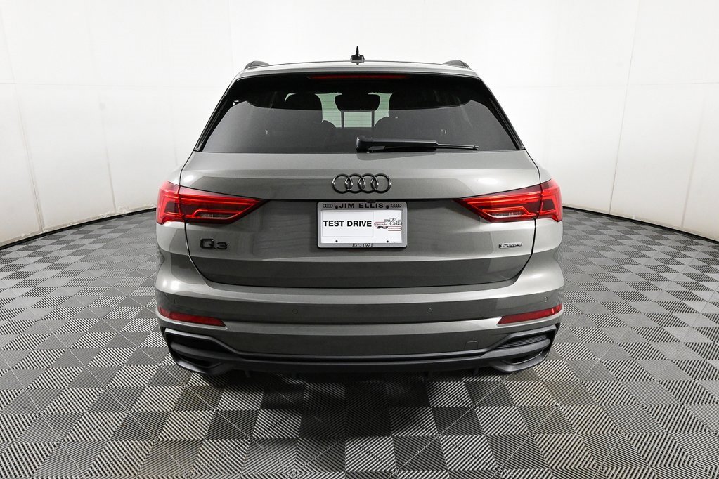 New 2025 Audi Q3 2.0T Premium image 28